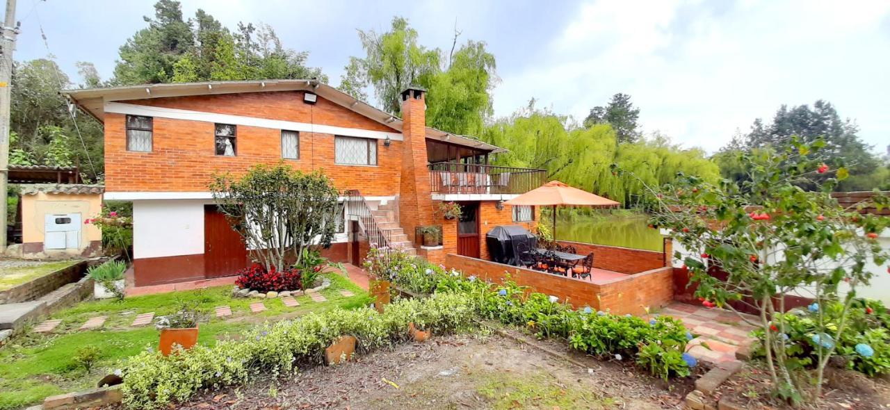 Hacienda Moncora Cabana Lago P 1 El Rosal Exteriér fotografie